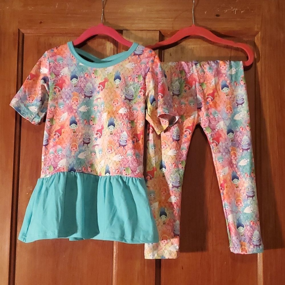 NEW TROLLS 2 PIECE SET